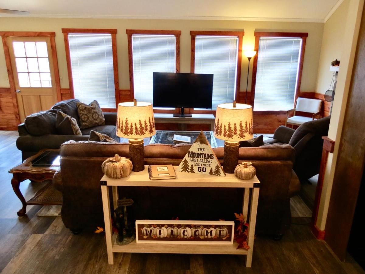 Million Dollar Views! 4 Bedroom, Sleeps 9, Close To National Park And 5 Mi To Gatlinburg! Extérieur photo